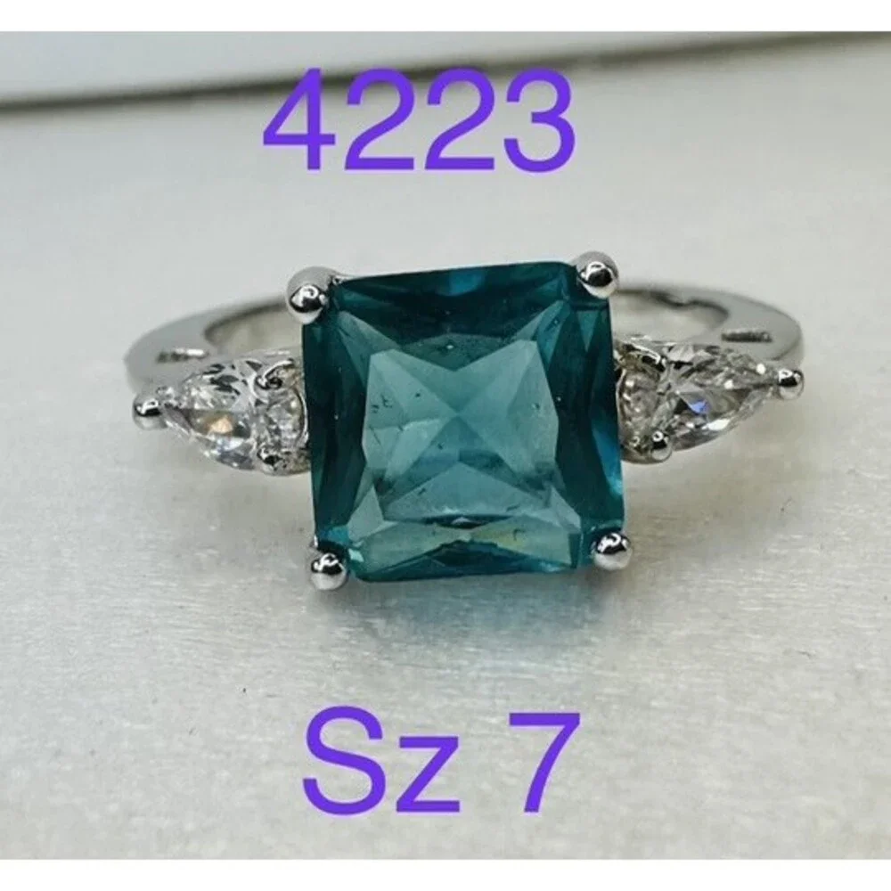 Bomb Party Teal Princess Cut Statement Ring Size 7 Rhodium Plated